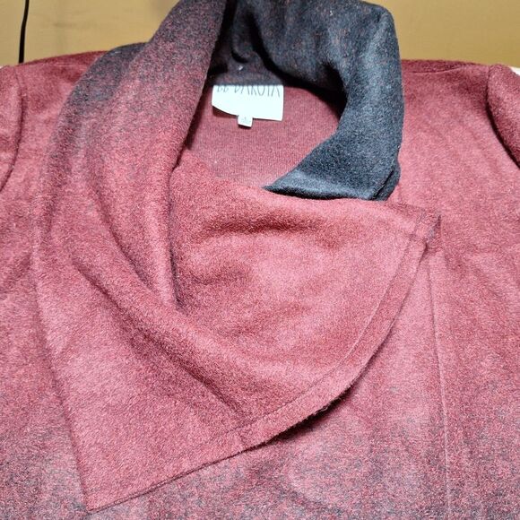 BB DAKOTA Wool Blend Cape Coat Womens Sz L Red Black Ombre Open Lagenlook L/S - Picture 7 of 9